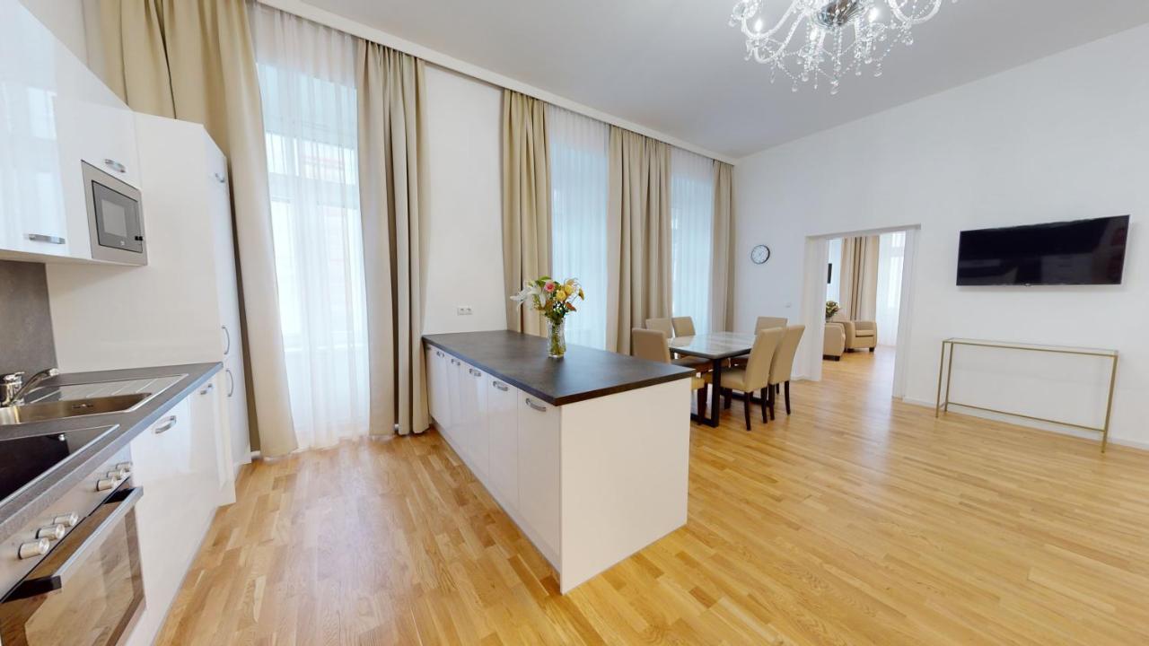 Alon Homes Vienna - Premium City Center Apartments エクステリア 写真